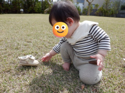 裸足が気持ちいいんだね♪